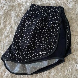 Nike Dri-Fit women’s star running/workout shorts. Color: Black & White